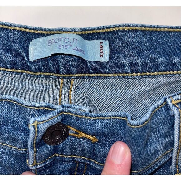 Levis 515‎ Jeans Womens 14 Short Blue Stretch Denim Boot Cut Button Flap Pockets - Picture 3 of 7